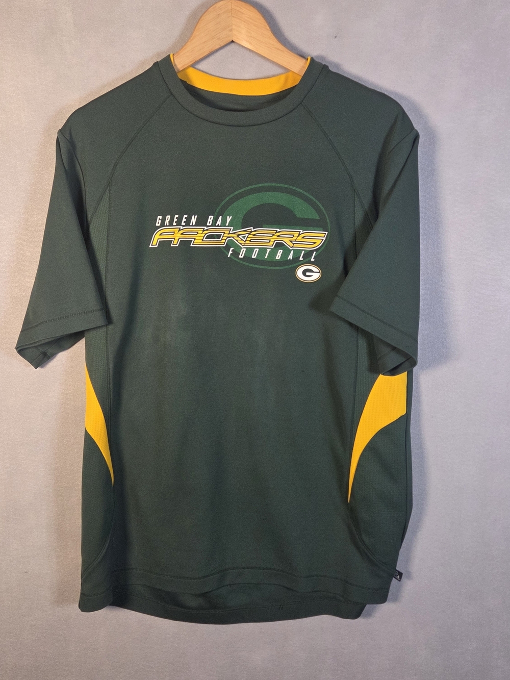Green Bay Packers athletic t-shirt (K667)